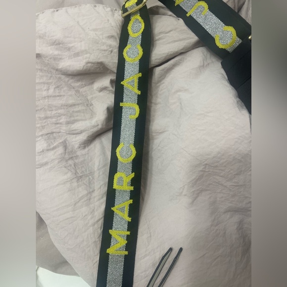 Purse - Picture 3 of 3